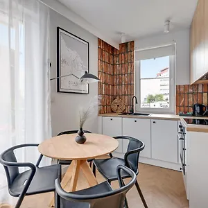 Apartment Aura 40 Center & Free Parking By Downtown, Gdansk